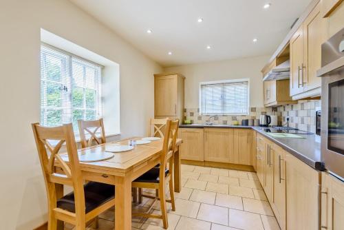 ทัศนียภาพภายนอกโรงแรม, Distyll in รัททิน