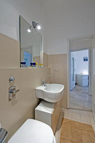 Apartment Chiesarossa - image 9