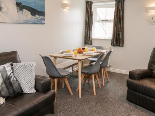 Razorbill Cottage - image 13