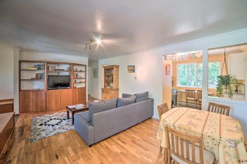 Quiet Retreat with Patio and Deck Walk to Park! - image 7