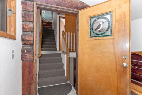 Cozy Tree & Ski House