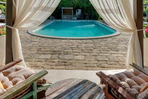 La Striscia Wine Resort in Porta Crucifera