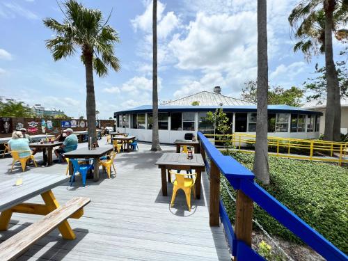 Pub/Lounge, Little Harbor #205 the place to stay in Ruskin (Florida)