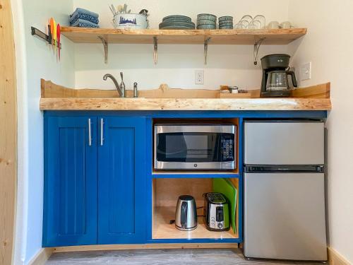 Talkeetna Wilderness Lodge & Cabin Rentals - 주방