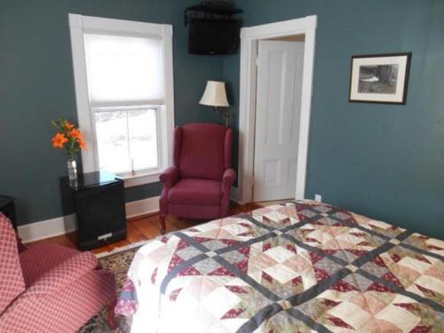 Bayberry House Bed & Breakfast