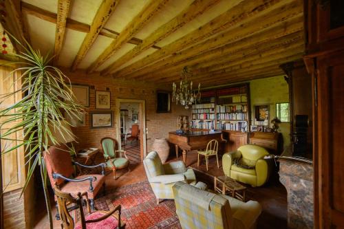 Chambre D'hotes La Ferme Du Pre Martin – Lisieux, IL