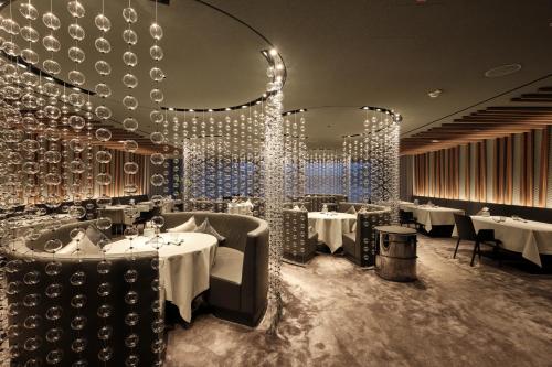 ห้องอาหาร, Der Oschberghof - Golf-Resort des Jahres in โดเนาเอส์ชินเกน