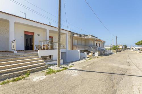  Dimora di Lucia by BarbarHouse in Marina di Mancaversa