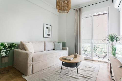 Dazzling 1BR Apartment in Koukaki by UPSTREET - image 4