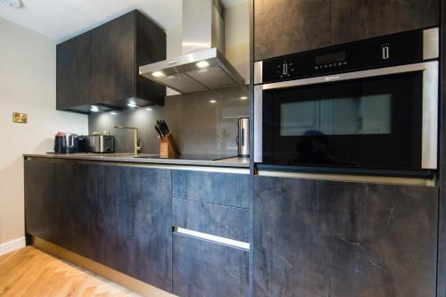 Maison Mouettes by Luxury Travel Emporium - Luxury Suites with Abbey Views, Whitby (photo 9)