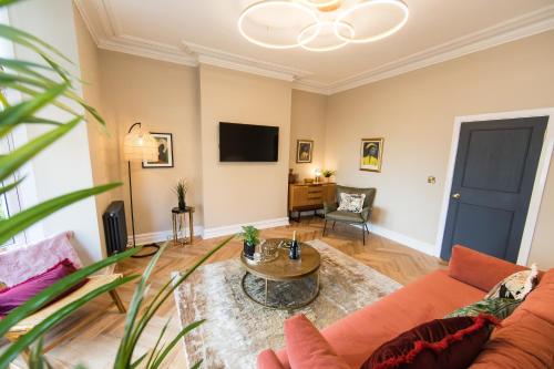 Maison Mouettes by Luxury Travel Emporium - Luxury Suites with Abbey Views, Whitby (photo 7)