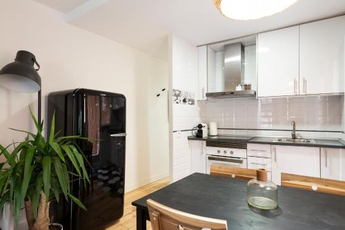 WOW Apartments by Olala Homes - 주방