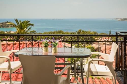 Irilena Studios and Apartments 3