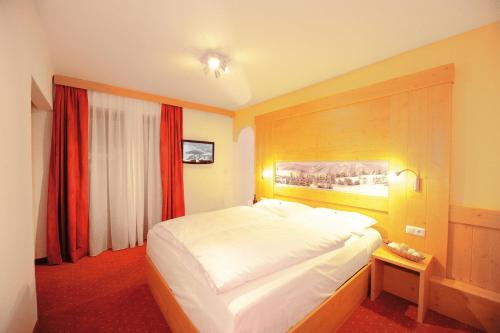 Superior Double Room with Balcony