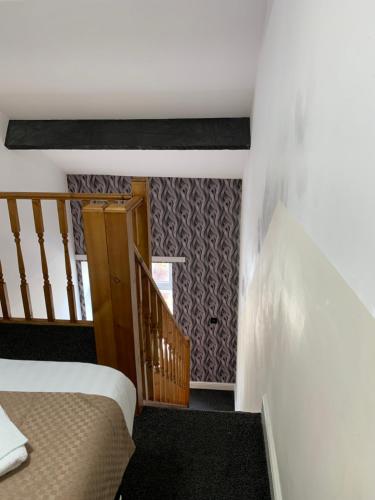 Trivelles Hotel - Manchester - Cross Lane - image 9