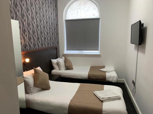 Trivelles Hotel - Manchester - Cross Lane - image 11