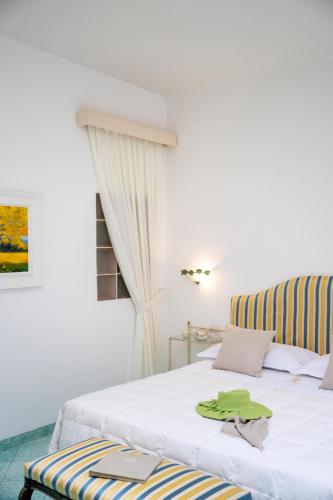 1 double bed