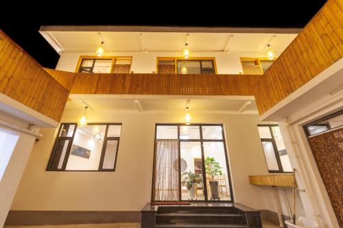 مدخل, ManBuYunDuan.Theme Inn in Taihuai