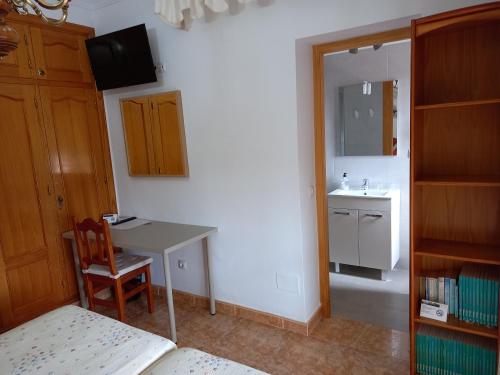 Twin Room with Private Bathroom and Terrace image 10