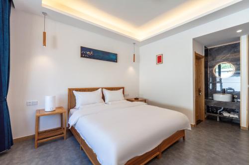 1 queen bed