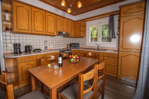 kjfgchydjlkhyf gîte à louer Vouniatádes