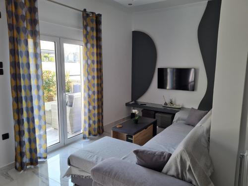 Jenny's Dream Home -Acropolis Lux 2 Bedroom Apt, with Hot Tub, free Netflix, fast Wifi, Atenas (foto 8)