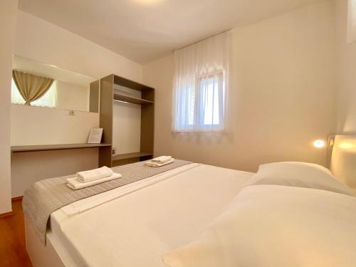 Stipe Residence - image 11