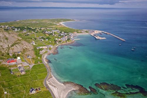 Aran Islands Hotel - image 12