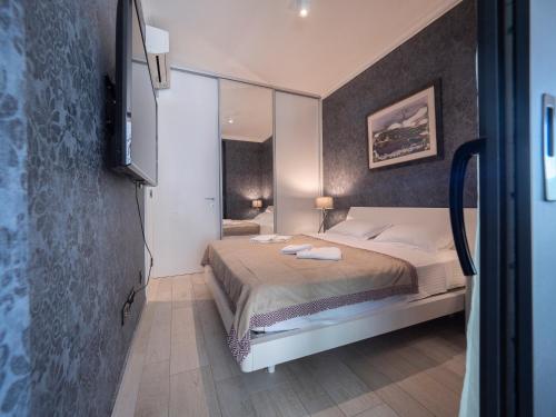 Apartment with Sea View image 9