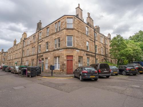 Pass the Keys Superb 1 Bed Flat in Traditional Victorian Building