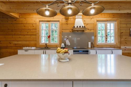 Konyha, Roubenka na jelení hoře (Roubenka na jeleni hore) in Horní Blatná