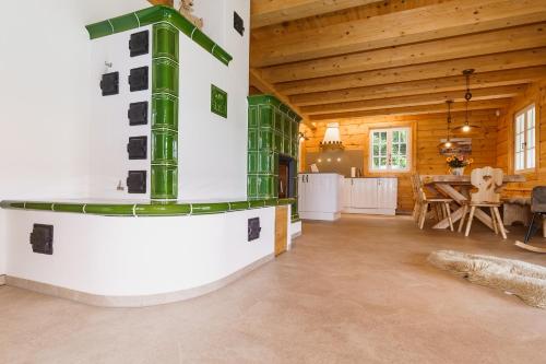 Roubenka na jelení hoře (Roubenka na jeleni hore) in Horní Blatná