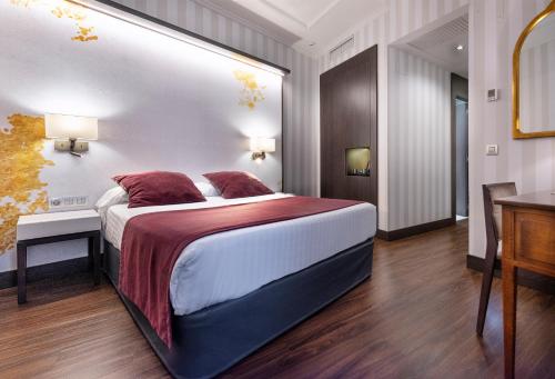 Intur Palacio San Martin - image 8