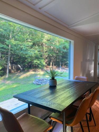 . The Cabin @ Benton Hollow