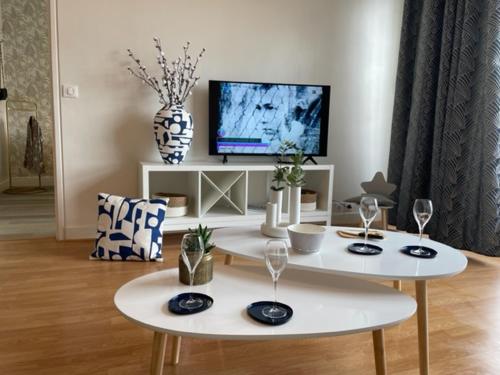 LE 21 — Hotel in Epernay