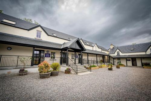 Loch Ness Bunk Inn