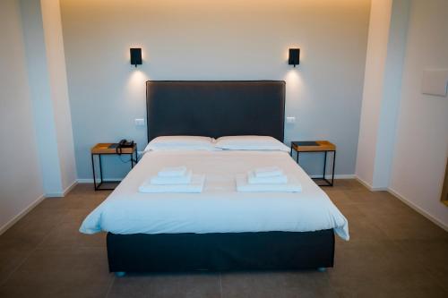 Baglio Custera Hotel & Restaurant - Tap to explore photos