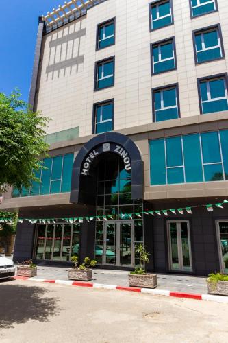 . Hôtel Zinou zm