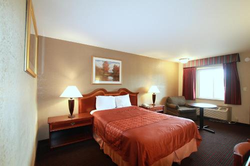 Travel Inn & Suites Flemington