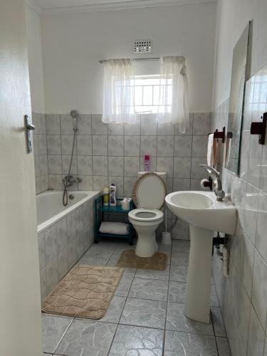 Three-Bedroom Apartment image 3