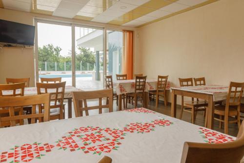 ห้องอาหาร, Villa Viktor in คาวาร์นา