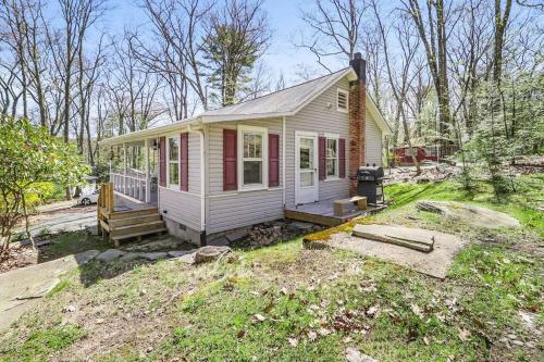 NEW! Yankee Lake Cottage - LAKE ACCESS - Free WiFi - Grill