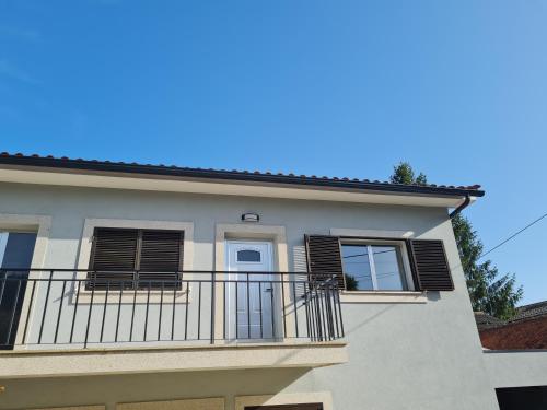  Apartamento Carvoeiro, Pension in Armaes bei Vila de Punhe