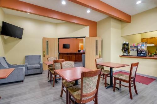Americas Best Value Inn Independence VA in Fries