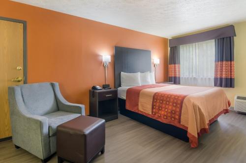 Americas Best Value Inn & Suites - image 7