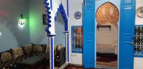 Riad Nerja, Šafšawán