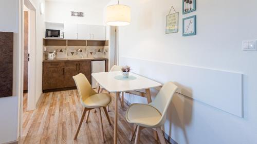 ห้องครัว, Apartman Valnela in เวลกาลอมนิกา