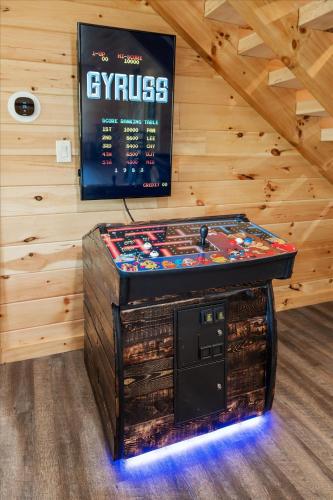 Stargazer Chalet cabin - image 5