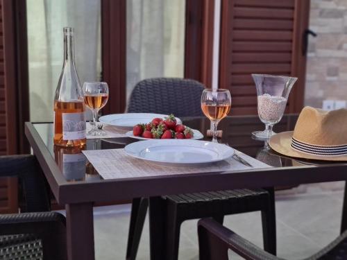 Facilities, Olivar Suites in Itanos