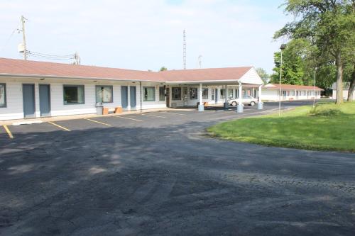 Mecca Motel Sandusky - image 10